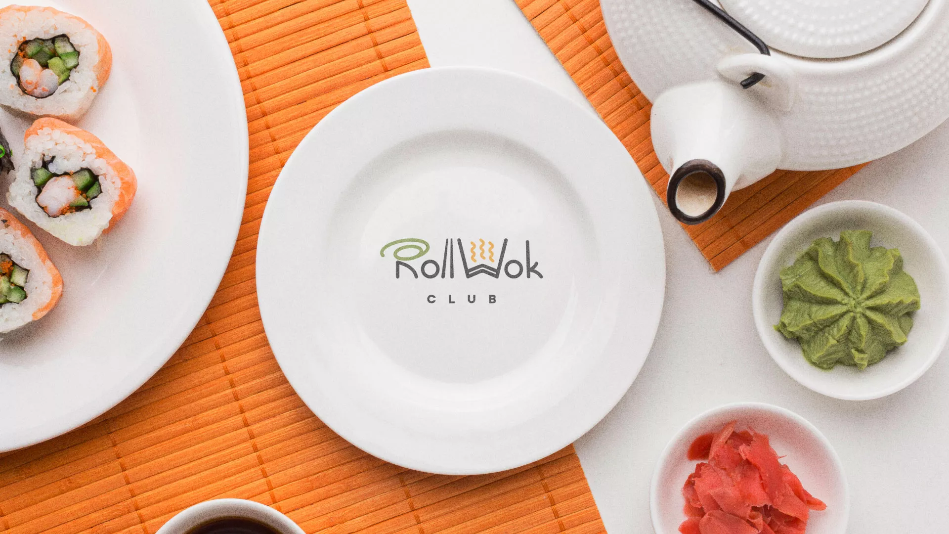 Разработка логотипа и фирменного стиля суши-бара «Roll Wok Club» в Пензе